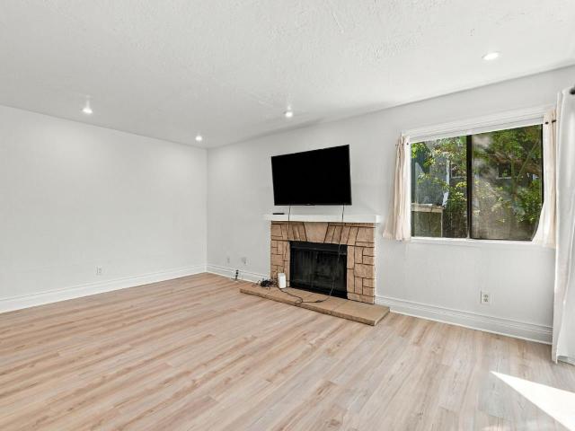 Condo for sale in Martinez, Contra Costa County