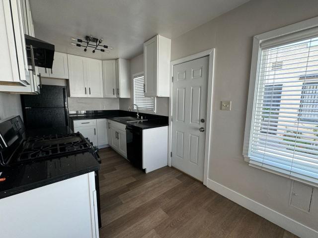 Apartment for rent in Long Beach, California