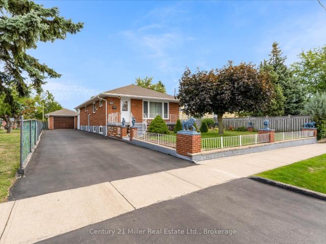 House for sale in Oakville, Ontario