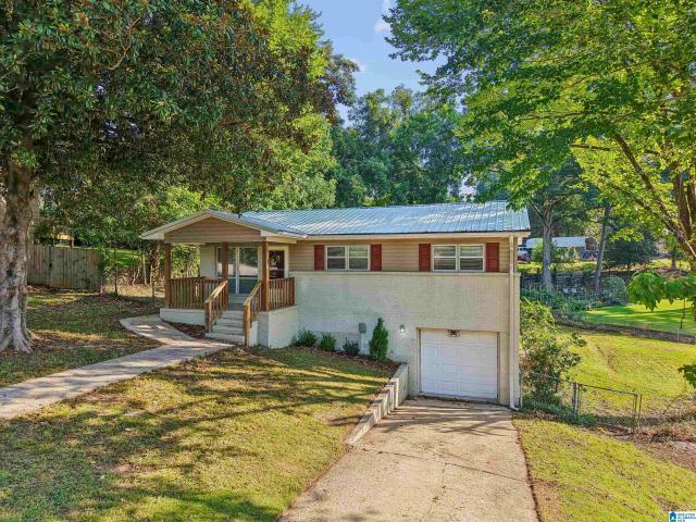 House for sale in Leeds, Alabama