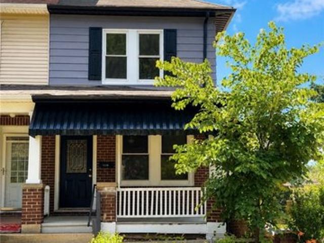 Townhouse for sale in Easton, Pennsylvania