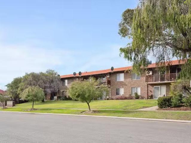 Apartment for rent in Inglewood, Western Australia