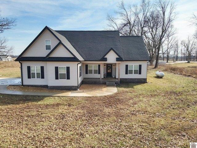 House for sale in Kevil, Kentucky