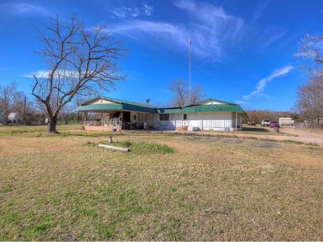 House for sale in Wills Point, Texas