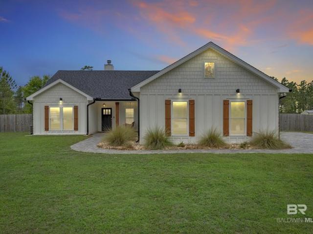 House for sale in Elberta, Alabama