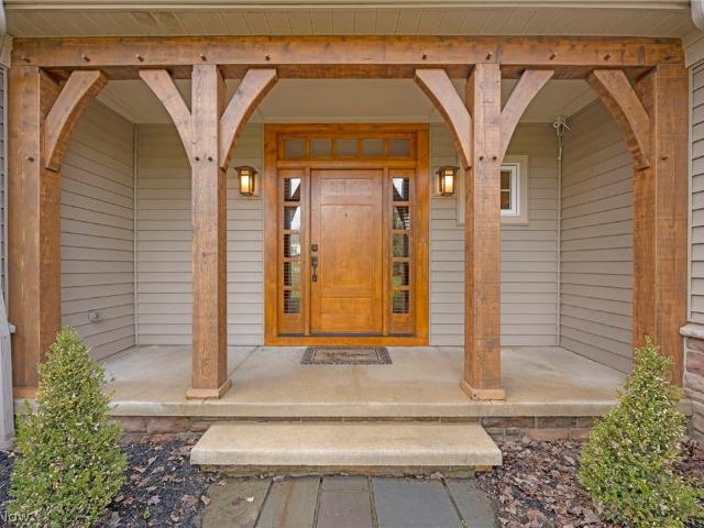 House for sale in Chardon, Ohio