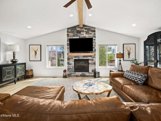 House for sale in Hayden, Idaho