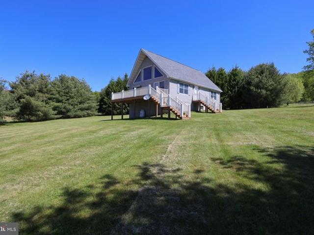 House for sale in Garrett, Maryland