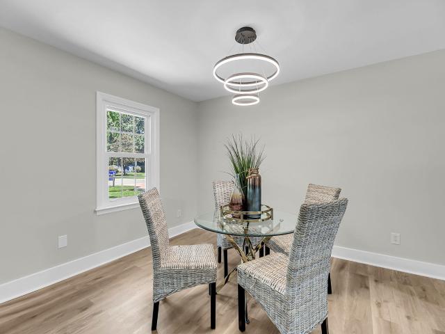 House for sale in Clarks Point, Charleston