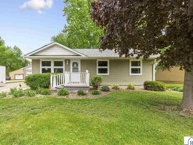 House for sale in Blue Earth, Minnesota