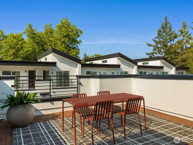 Condo for sale in Bellevue, Washington