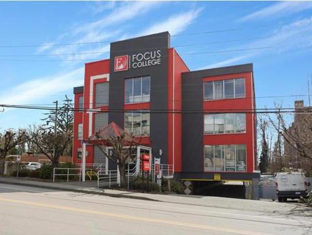 Commercial for rent in City Centre, Surrey