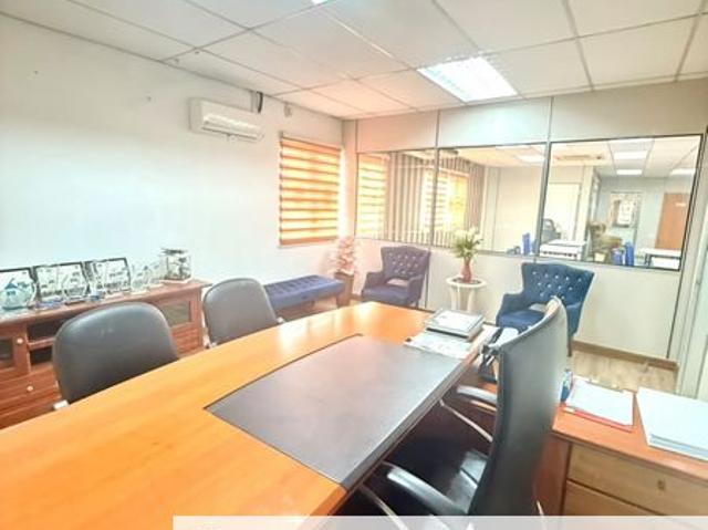 Shop for rent in Senawang, Seremban
