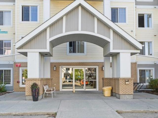 Condo for sale in Wedgewood, Alberta