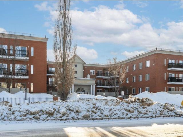 Apartment for sale in Saint Albert, Alberta