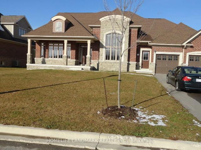 Attic for rent in Woburn, Ontario