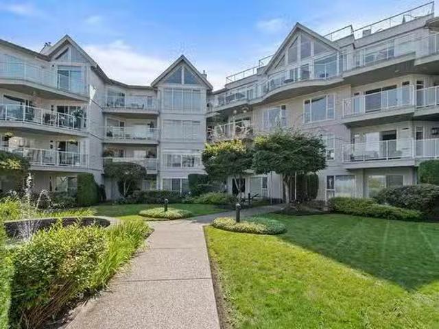 House for sale in Harrison Hot Springs, British Columbia