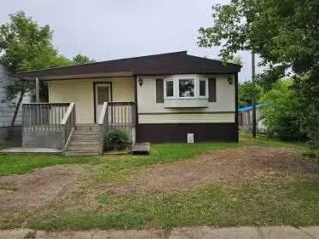House for sale in Alliance, Alberta