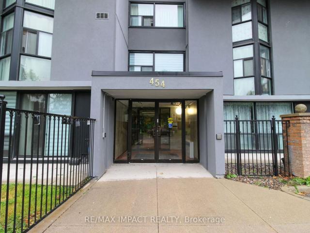 Condo for sale in Woburn, Ontario