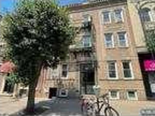 House for rent in West New York House for rent in West New York