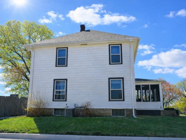 House for sale in Whiteside, Illinois