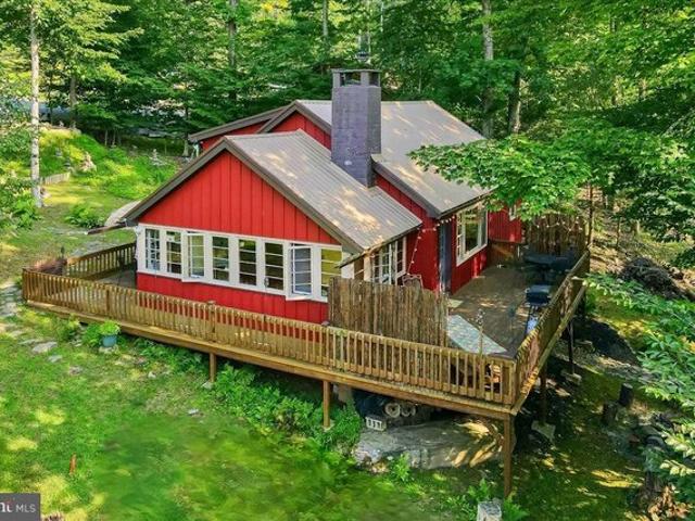 House for sale in Greentown, Greene Township