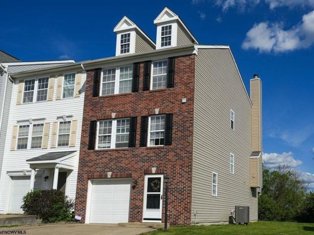 Townhouse for sale in Morgantown, West Virginia