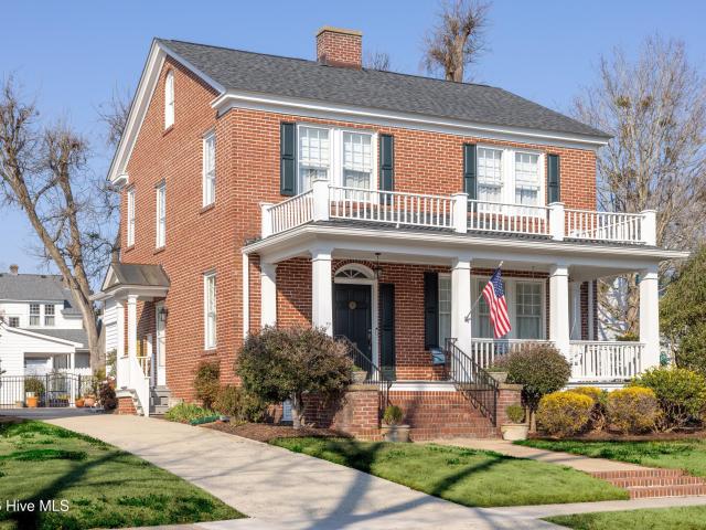 House for sale in Edenton, North Carolina
