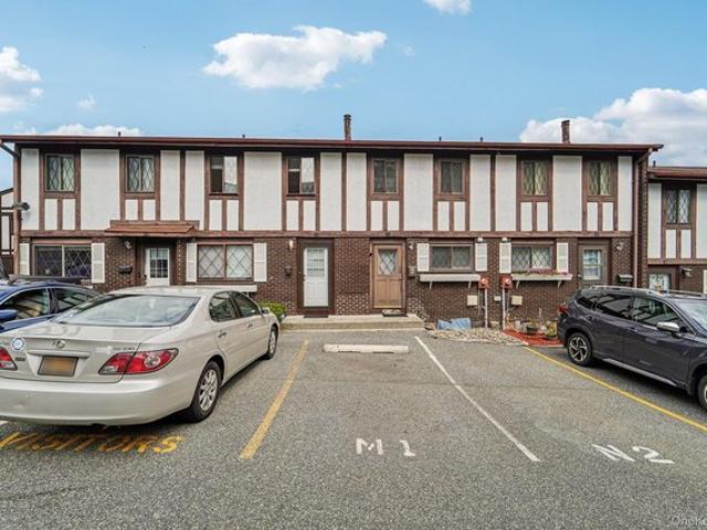 Condo for sale in Rockland, New York