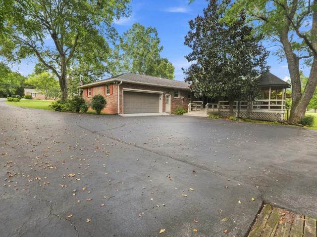 House for sale in Lebanon, Middle Tennessee