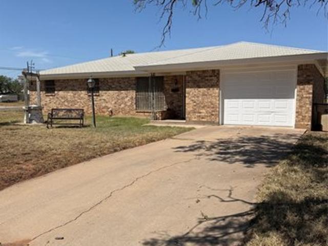 House for sale in Taylor, Texas