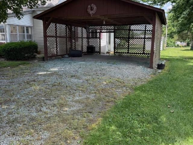 House for sale in Worthington, Indiana