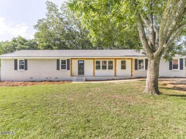 House for sale in Bonaire, Georgia