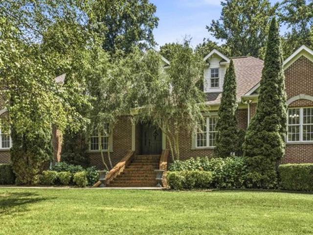 House for sale in Valley Head, Alabama