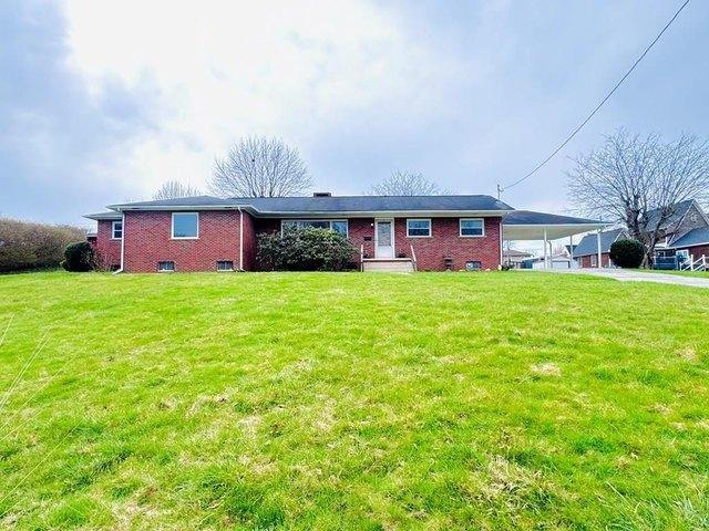 House for sale in Beckley, West Virginia