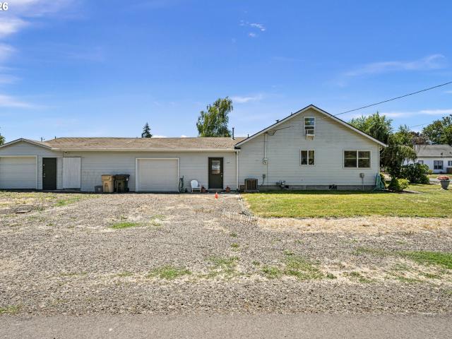 House for sale in Oregonia