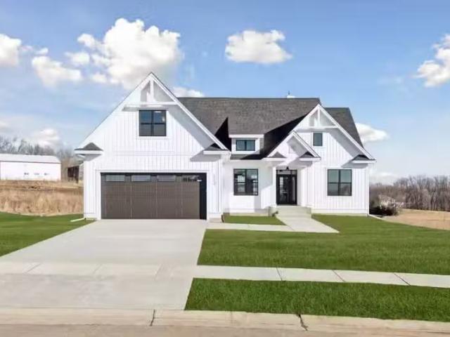 House for sale in Hudson