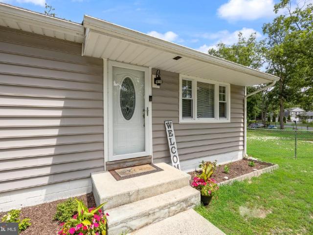 House for sale in Milmay, New Jersey