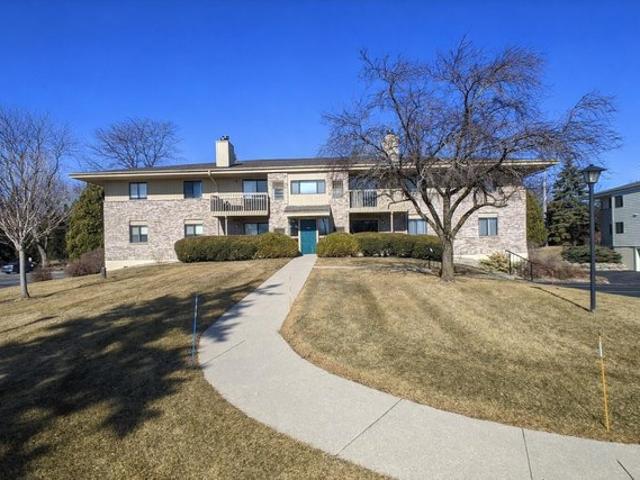 Condo for sale in Thiensville, Wisconsin