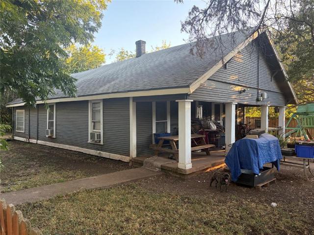 House for sale in Ellis, Texas