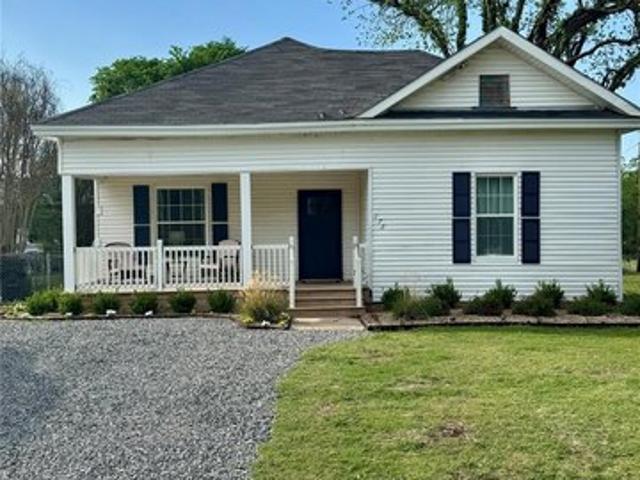 House for sale in Fort Gibson, Oklahoma