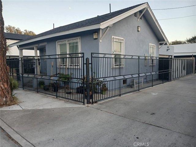 House for sale in Santa Ana, California