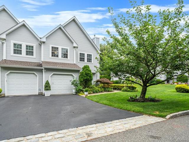 Condo for sale in East Setauket, Town of Brookhaven