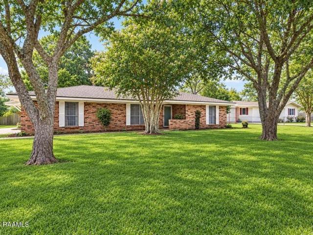 House for sale in Youngsville, Lafayette Parish