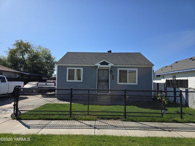 House for sale in Toppenish, Washington