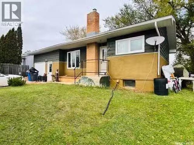 House for sale in Oxbow, Saskatchewan