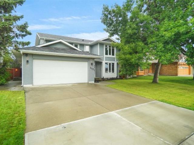 House for sale in Wedgewood, Alberta