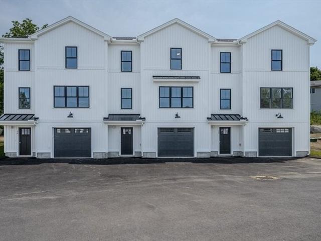 Condo for sale in Dracut, Massachusetts