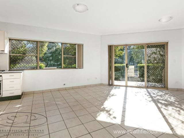 Apartment for rent in Burwood