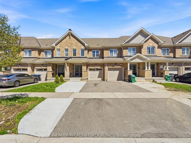 Townhouse for rent in Woburn, Ontario